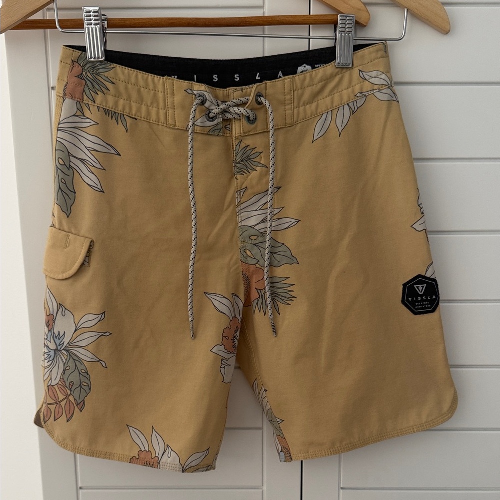Boys size 25 VISSLA Tan yellow Floral Board Shorts with Drawcord Waist